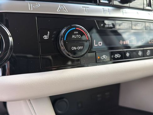 New 2026 Nissan Pathfinder SL FWD image 27