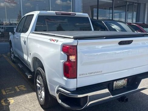 Used 2024 Chevrolet Silverado 1500 LT AWD/4WD image 4
