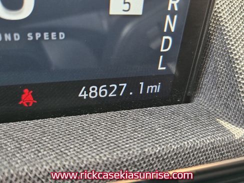Used 2021 Ford Mustang Mach-E Premium AWD/4WD image 27