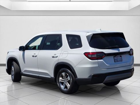 Certified 2023 Honda Pilot EX-L image 7
