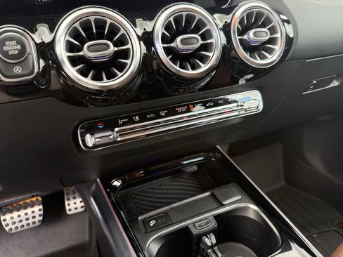 Certified 2021 Mercedes-Benz GLA 250 4MATIC image 19