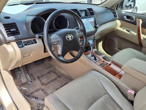 Used 2009 Toyota Highlander Limited AWD/4WD image 18