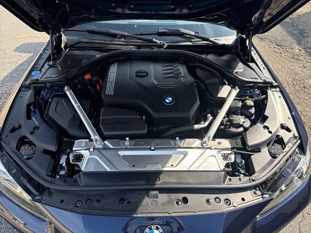 Used 2022 BMW 430i Coupe w/ M Sport Package RWD image 22