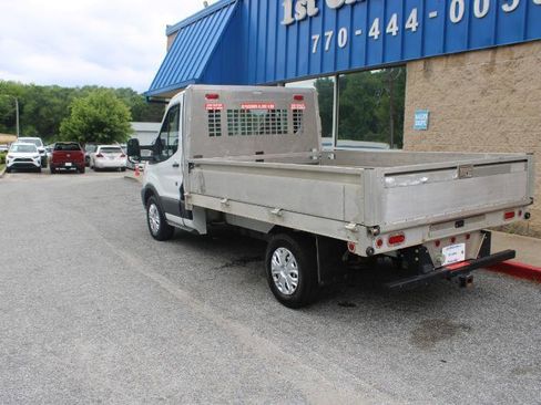 Used 2017 Ford Transit 250 138 RWD image 4