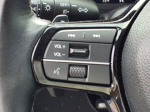 Used 2024 Honda Civic Touring image 12