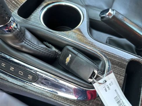 Used 2015 Chevrolet Malibu LTZ image 11