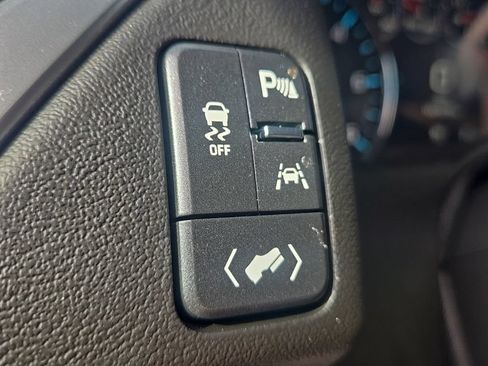 Used 2019 Chevrolet Tahoe Premier AWD/4WD image 16