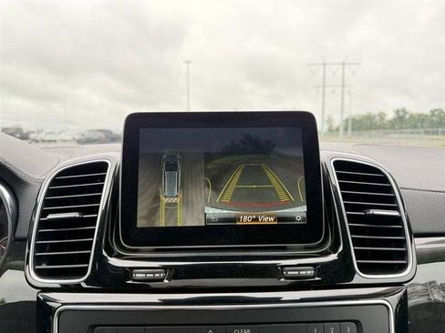 Used 2018 Mercedes-Benz GLS 550 4MATIC image 29