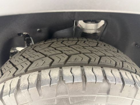 Used 2025 Honda Pilot TrailSport image 42