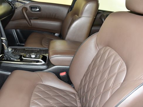 Used 2024 Nissan Armada Platinum w/ Captain's Chairs Package AWD/4WD image 43