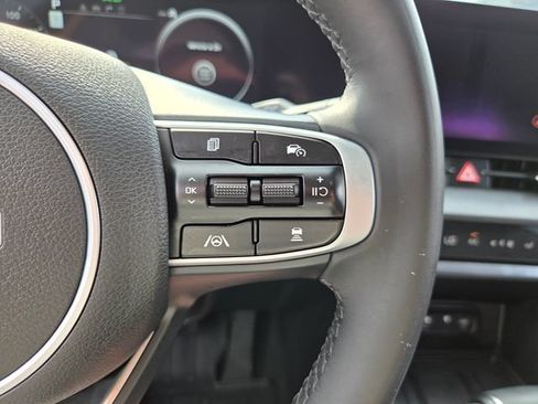 Used 2025 Kia Sportage SX FWD image 24