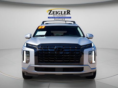 Certified 2023 Hyundai Palisade Limited AWD/4WD image 2
