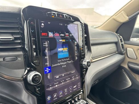 Used 2019 RAM 1500 Limited image 17