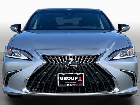 Used 2024 Lexus ES 350 w/ Technology Package FWD image 4