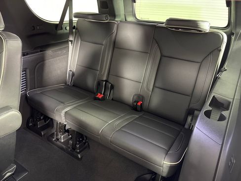 Used 2026 GMC Yukon XL Elevation AWD/4WD image 32