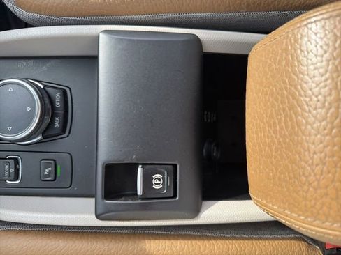 Used 2015 BMW i3 image 33