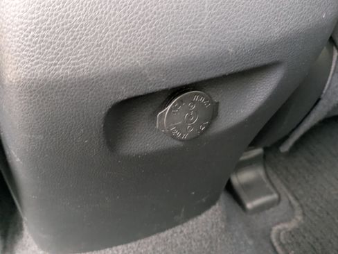 Used 2014 Hyundai Santa Fe Limited image 16