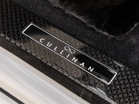 New 2027 Rolls-Royce Cullinan Black Badge AWD/4WD image 28