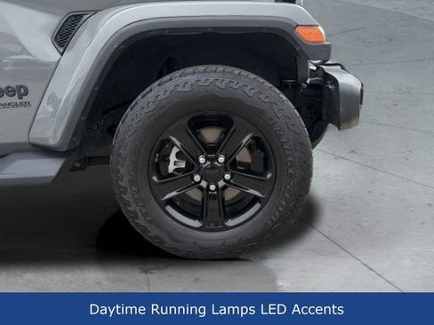 Used 2021 Jeep Wrangler Unlimited Sahara image 29