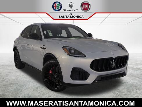 Certified 2025 Maserati Grecale Modena image 1