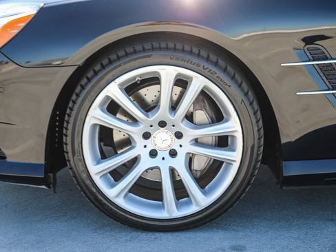 Used 2013 Mercedes-Benz SL 550 image 10