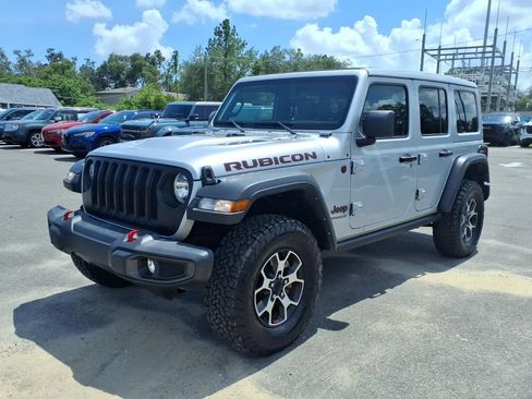Used 2022 Jeep Wrangler Unlimited Rubicon AWD/4WD image 3