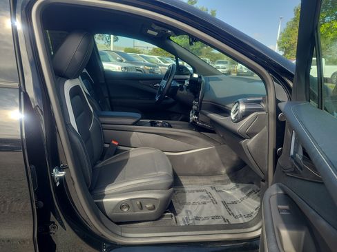 Used 2024 Chevrolet Blazer EV LT AWD/4WD image 19
