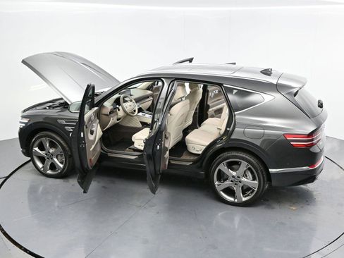 Used 2024 Genesis GV80 3.5T w/ Prestige Package image 42