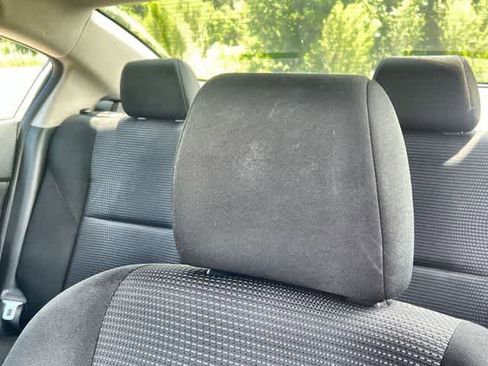 Used 2013 MAZDA MAZDA3 i SV FWD image 25