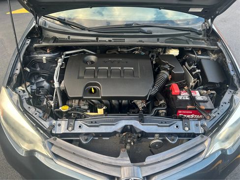 Used 2015 Toyota Corolla LE image 20