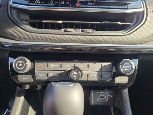 New 2026 Jeep Compass Trailhawk image 18