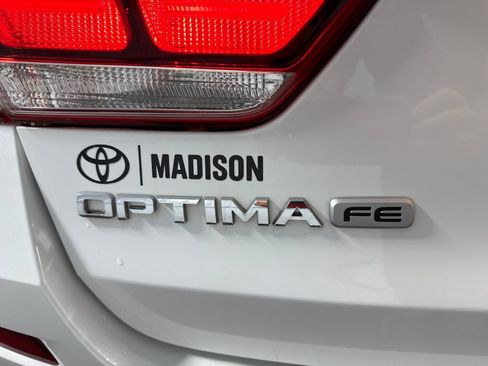 Used 2020 Kia Optima LX FWD image 36