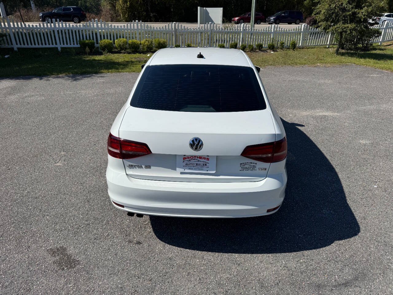 Used 2016 Volkswagen Jetta SE FWD image 5