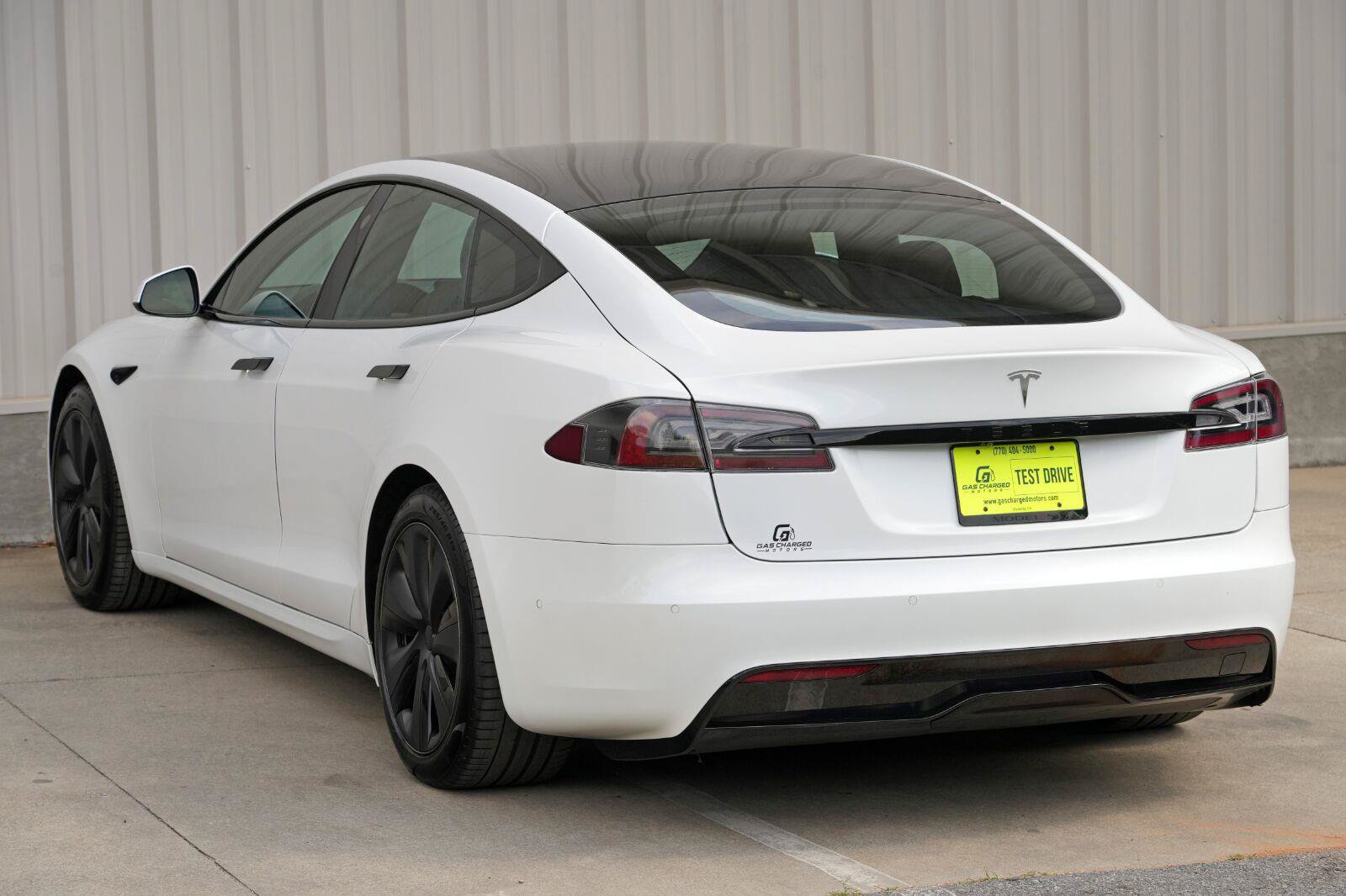 Used 2022 Tesla Model S AWD/4WD image 55