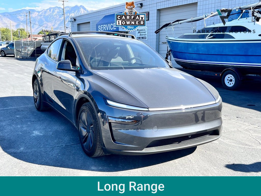 Used 2026 Tesla Model Y Long Range AWD/4WD image 1