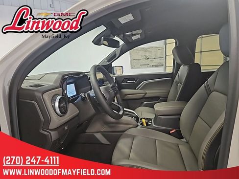 New 2026 Chevrolet Colorado ZR2 AWD/4WD image 11