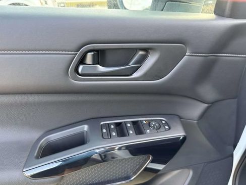 New 2026 Nissan Pathfinder SV FWD image 22