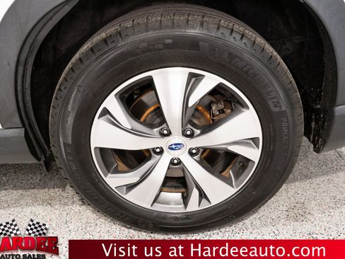 Used 2021 Subaru Ascent Premium w/ Convenience Package AWD/4WD image 11