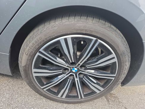 Used 2025 BMW 330i xDrive Sedan image 8