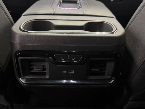 Used 2022 GMC Sierra 1500 AT4 w/ AT4 Preferred Package AWD/4WD image 25