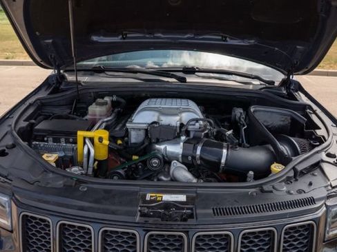 Used 2018 Jeep Grand Cherokee Trackhawk AWD/4WD image 29