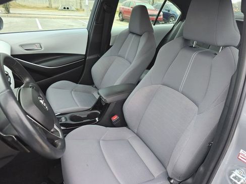 Used 2021 Toyota Corolla SE image 15
