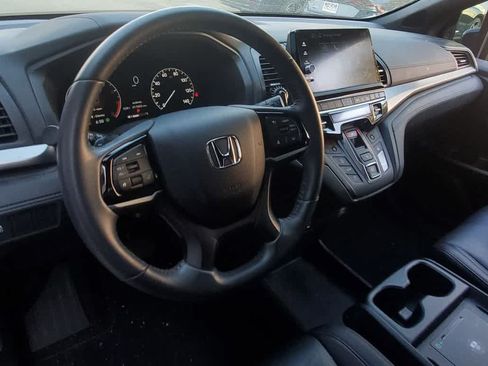 Used 2025 Honda Odyssey Sport-L image 12