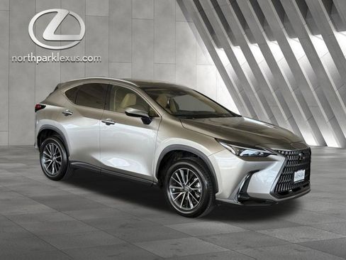 Certified 2025 Lexus NX 250 FWD w/ Cold Area Package image 5