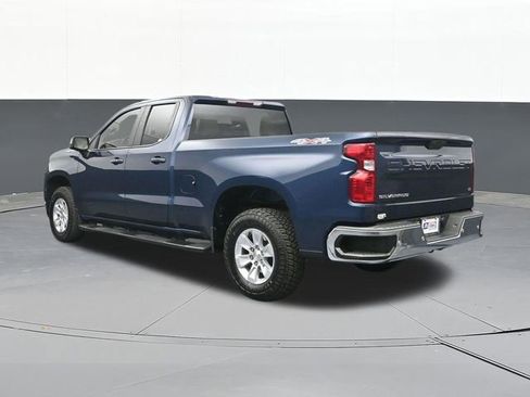 Used 2021 Chevrolet Silverado 1500 LT w/ Safety Package II image 10