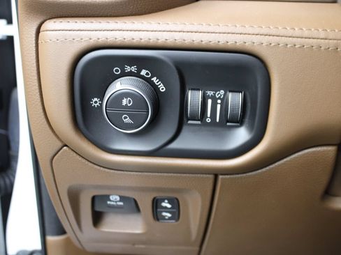 Used 2020 RAM 1500 Limited AWD/4WD image 59