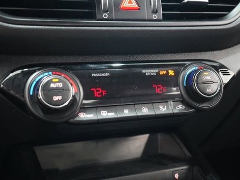 Used 2023 Kia Forte GT image 28