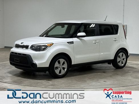 Used 2016 Kia Soul FWD image 1