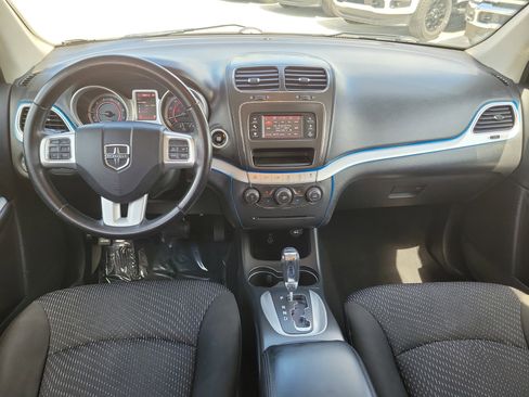 Used 2020 Dodge Journey SE w/ SE Popular Equipment Group FWD image 15
