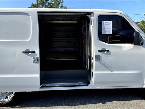 Used 2021 Nissan NV 2500 SV RWD image 30